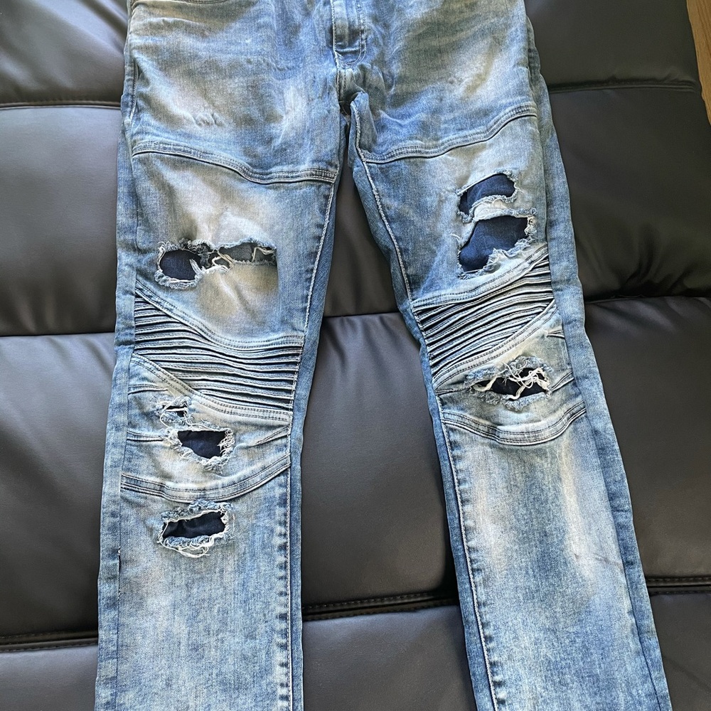 Designer Jeans - Picture 5 of 16